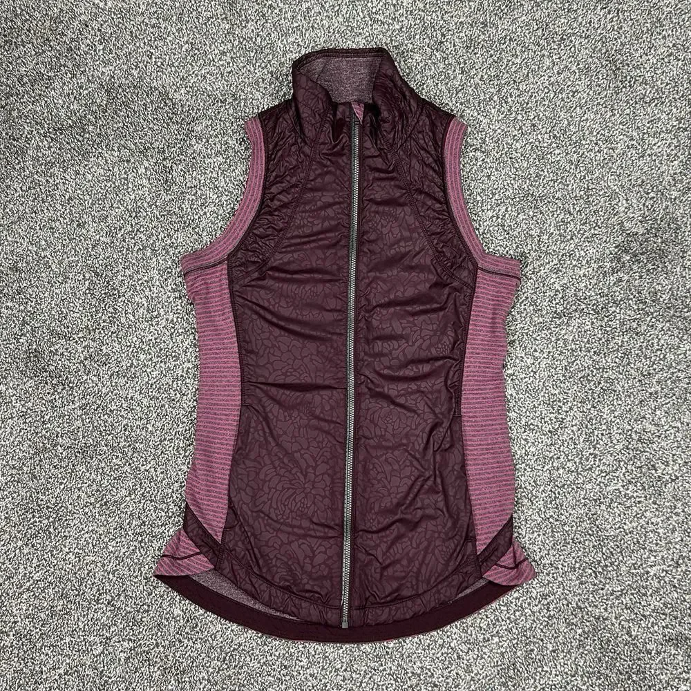 Lululemon Rebel Runner‎ Vest Womens 4 Petal Camo Print Quilted Bordeaux Berry